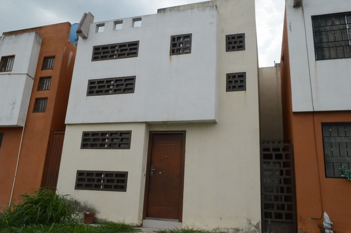 Casa en Venta en Paseo Andaluz en Juárez, N.L.