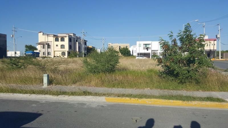 Terreno Comercial en Renta en Apodaca