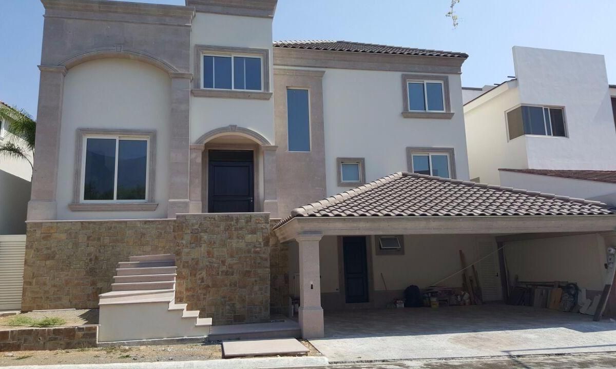 Casa en Venta en Sierra Alta Carretera Nacional Monterrey