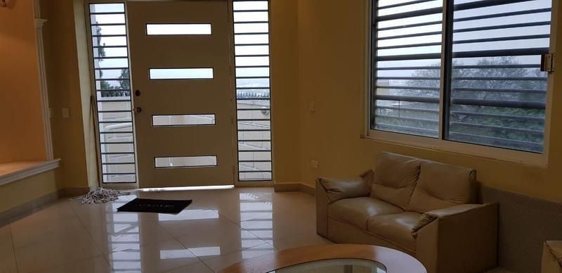 Oficina en Venta en Colonia Burocratas Municipales en Monterrey