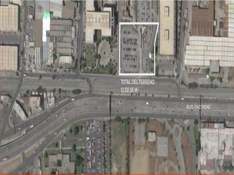 Local Comercial en Renta en Plaza Cen 333 San Pedro