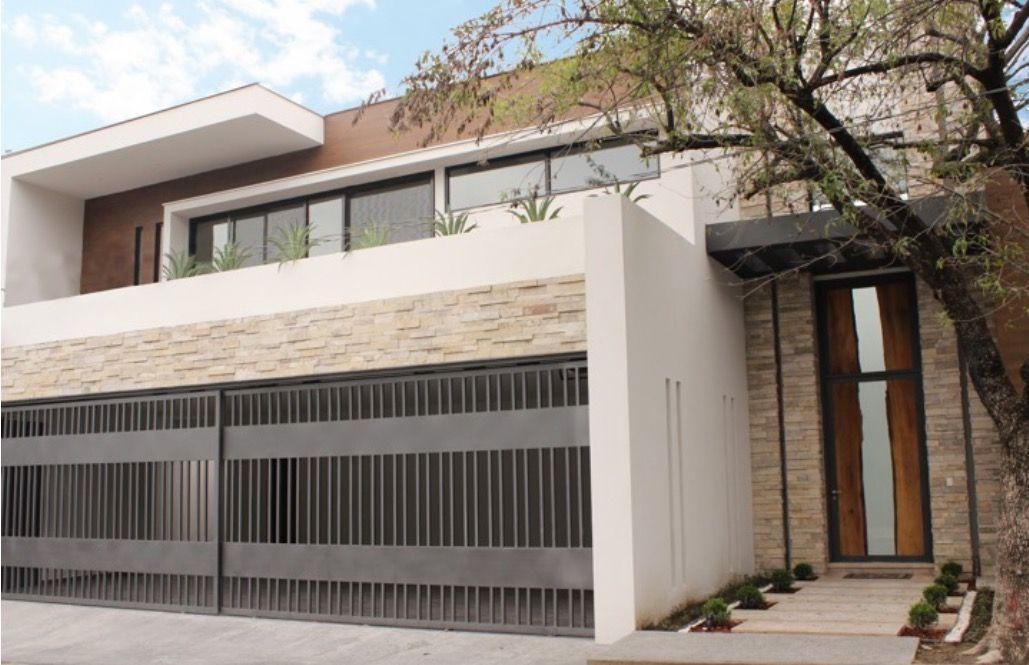 CASA EN VENTA EN COLONIA DEL VALLE EN SAN PEDRO GARZA GARCÍA