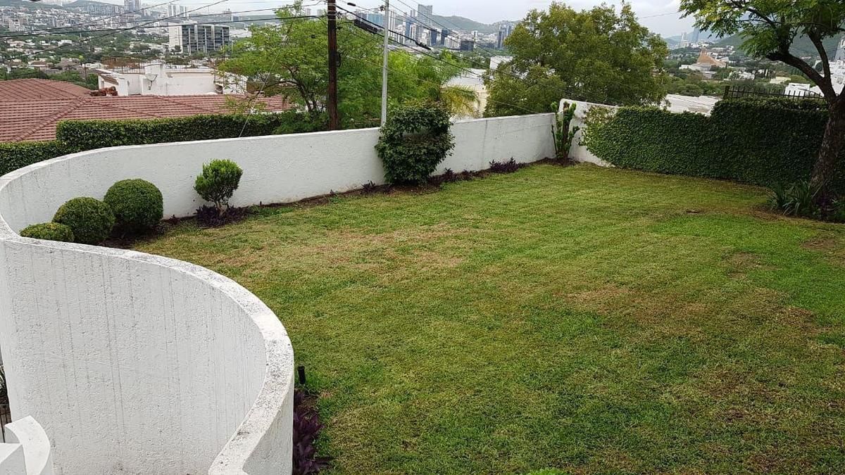 CASA EN VENTA EN BALCONES DEL VALLE EN SAN PEDRO GARZA GARCIA
