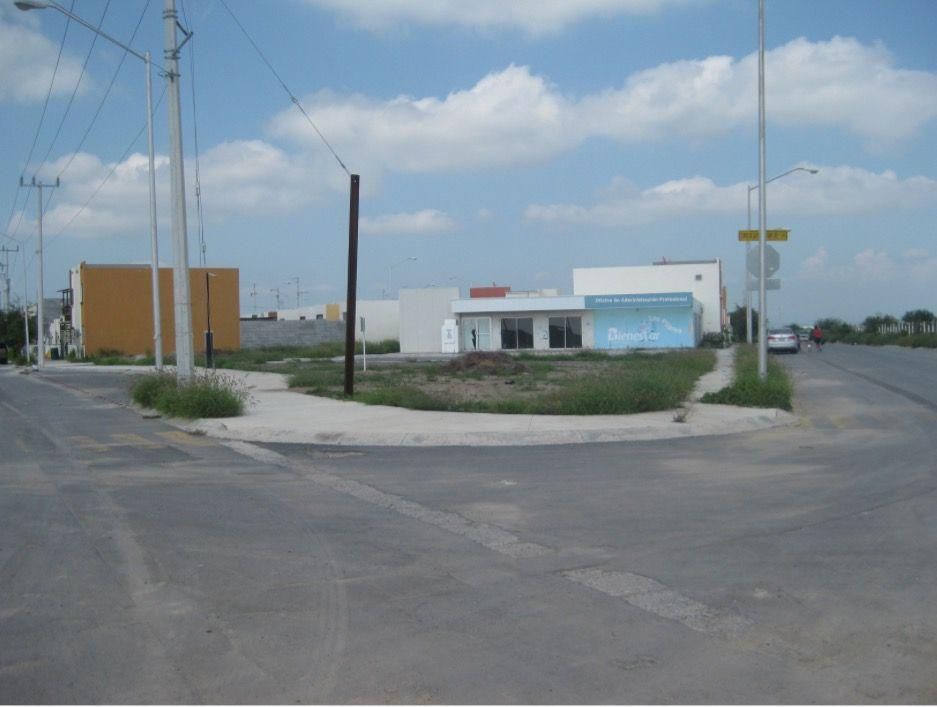 TERRENO COMERCIAL EN VENTA EN LOS PILARES EN SALINAS VICTORIA