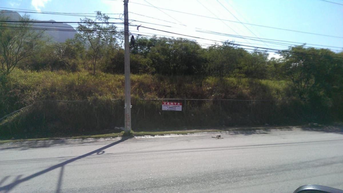 TERRENO COMERCIAL EN VENTA EN SUR EN MONTERREY
