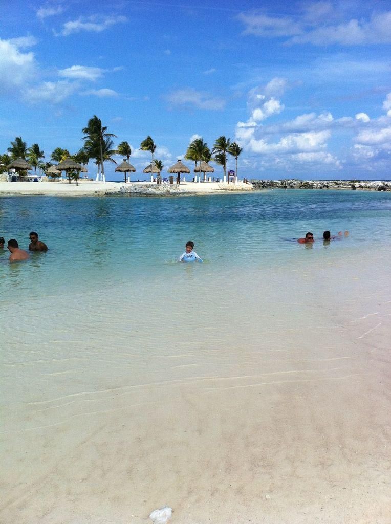 DEPARTAMENTO EN VENTA EN PUERTO AVENTURAS EN QUINTANA ROO