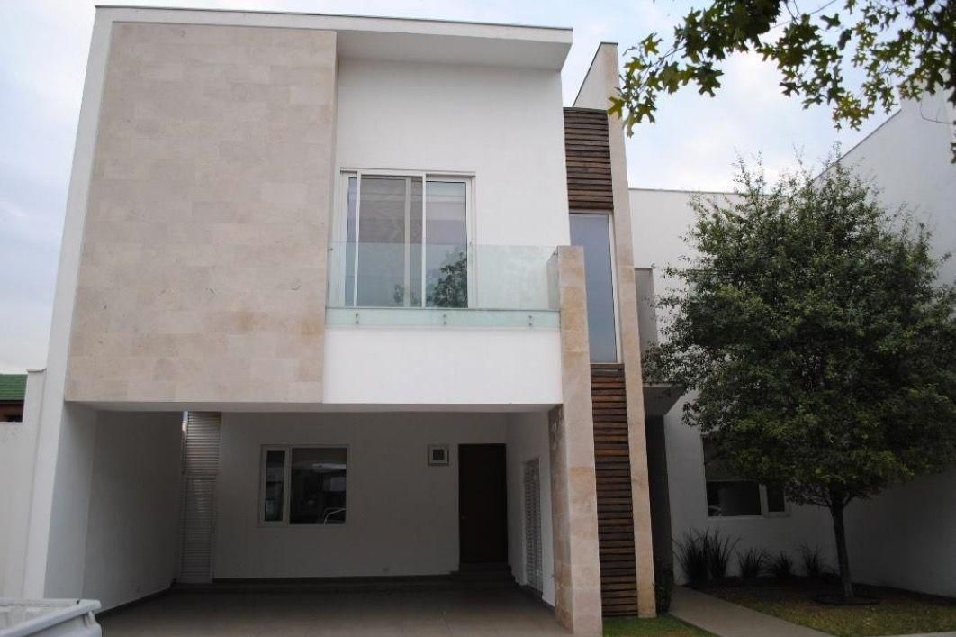 CASA EN RENTA EN SAN AGUSTIN EN SAN PEDRO GARZA GARCIA