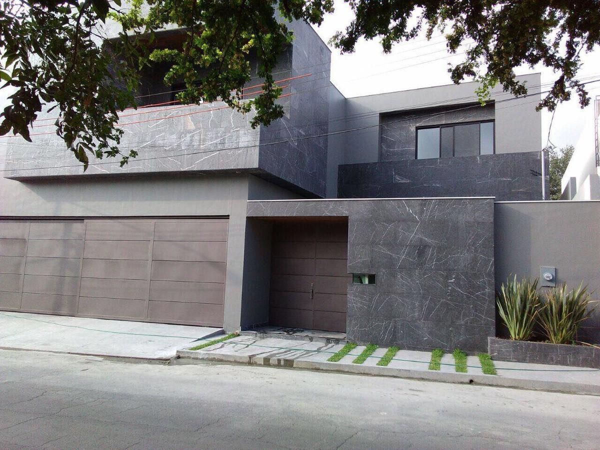 CASA EN VENTA EN SAN PEDRO GARZA GARCIA COLONIA DEL VALLE