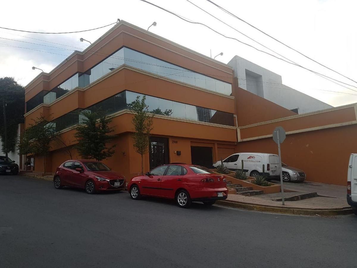 OFICINAS EN VENTA EN LOMA LARGA EN MONTERREY